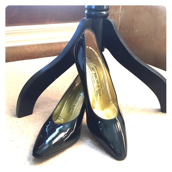 bruno magli ladies shoes